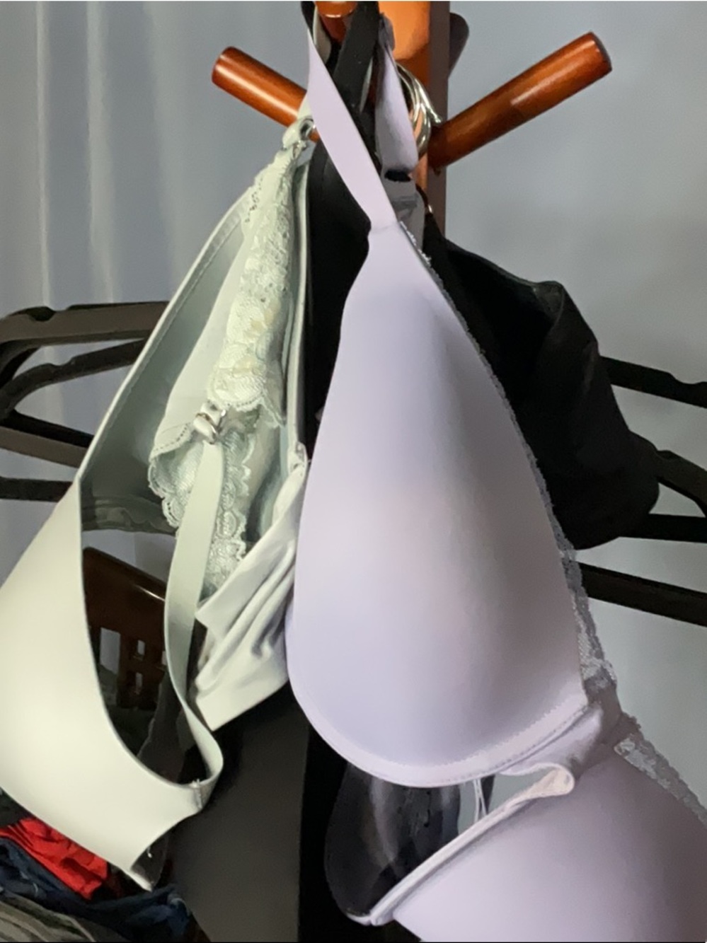 2 Aerie And 1 Maiden form Bras